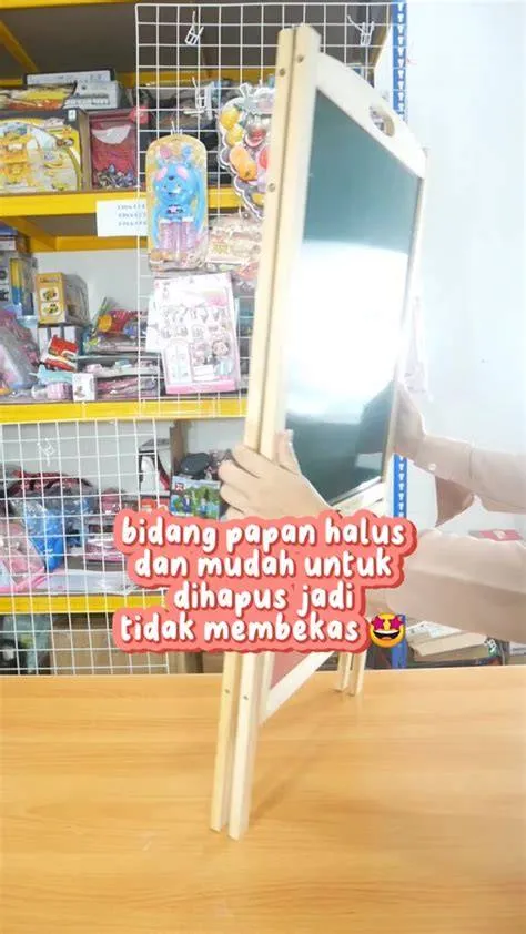 papan-tulis-lipat-kayu-Papan-Tulis